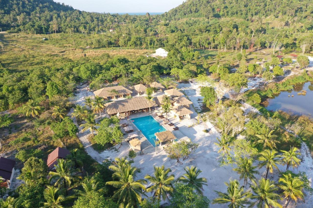 Beachwalk Koh Rong Kaoh Touch Екстериор снимка