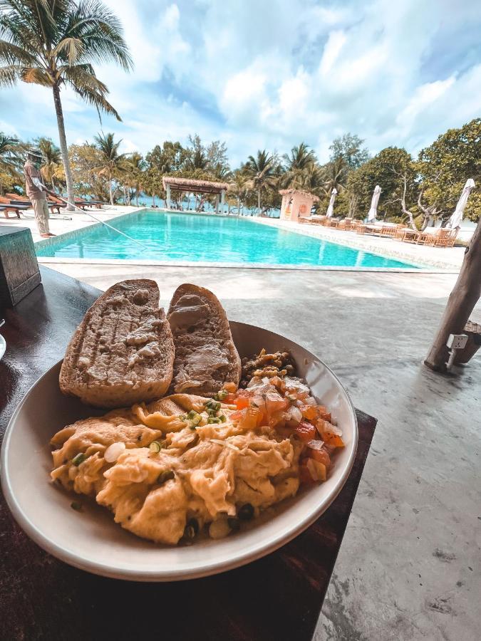 Beachwalk Koh Rong Kaoh Touch Екстериор снимка